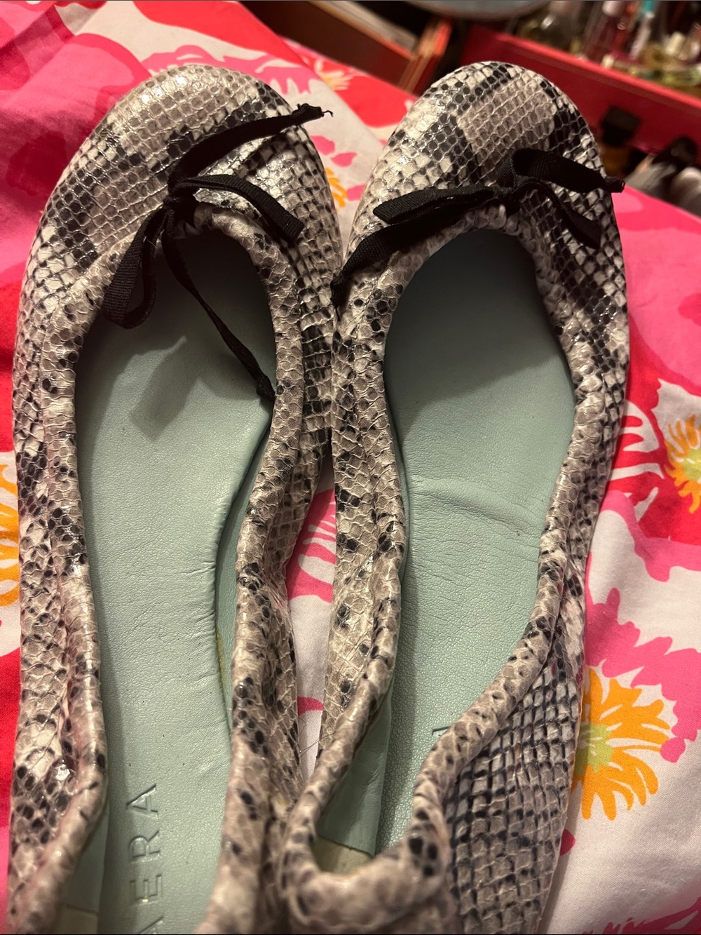 Aera size 39.5 Snakeskin Print Ballet Flats in Neutral Tones, New